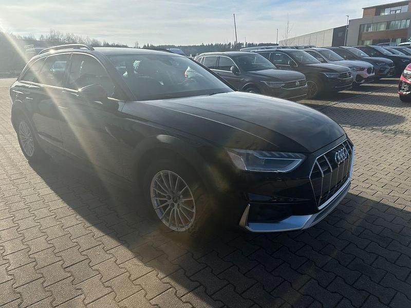 Gebraucht Audi A4 Allroad Sport 204 PS (150 kW) 2024 Schwarz Kombi