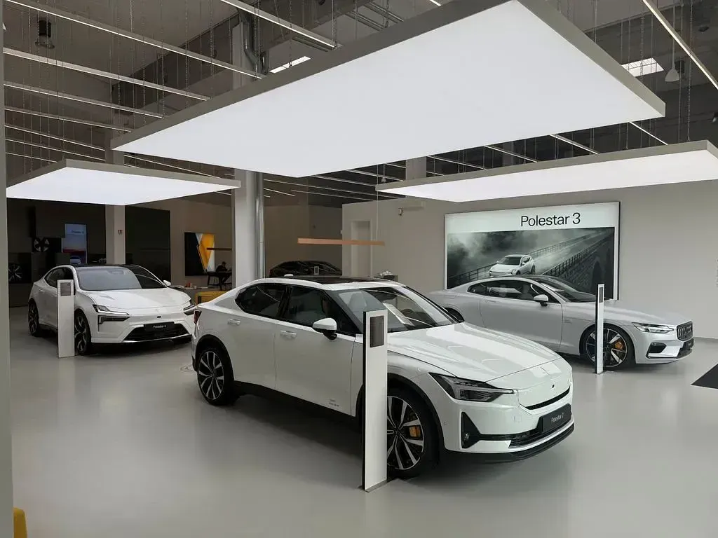 Neu Polestar 2 Long Range Single Motor 219 kW (299 PS) 2026 Grau Kleinwagen