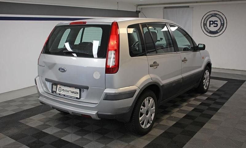 Gebraucht Ford Fusion 101 PS (74 kW) 2009 Silber Kleinwagen