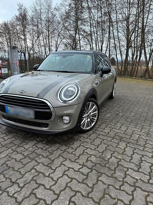Gebraucht Mini Cooper 136 PS (100 kW) 2019 Beige Kleinwagen
