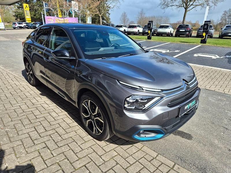 Gebraucht Citroën e-C4 Shine 100 kW (136 PS) 2022 Grau Limousine