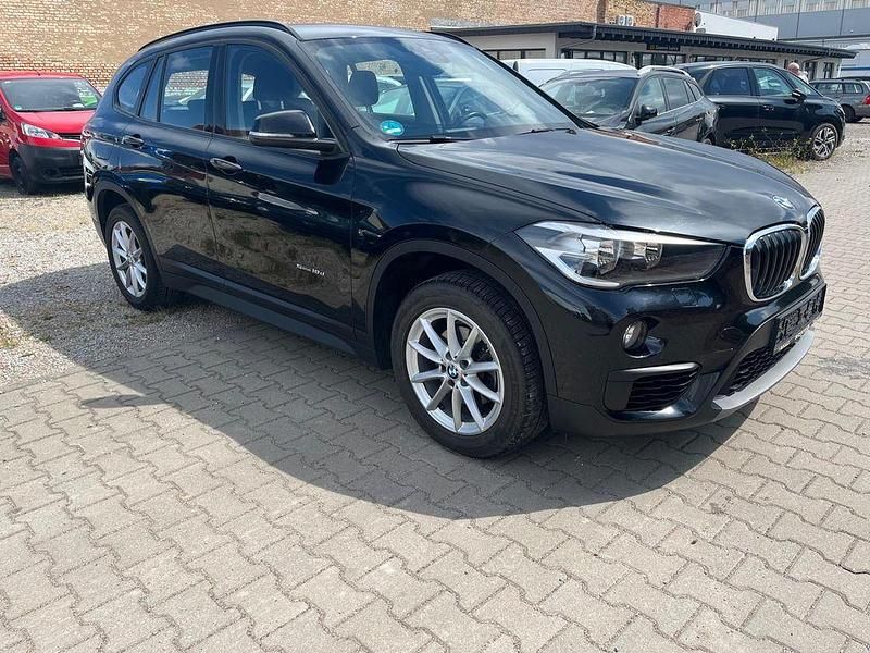 Gebraucht BMW X1 Performance 150 PS (110 kW) 2017 Black sapphire metallic SUV