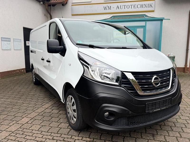 Weiß Gebraucht 2019 Nissan NV300 Comfort Van | 10.499 € (Guter Preis) - Bild 1/4