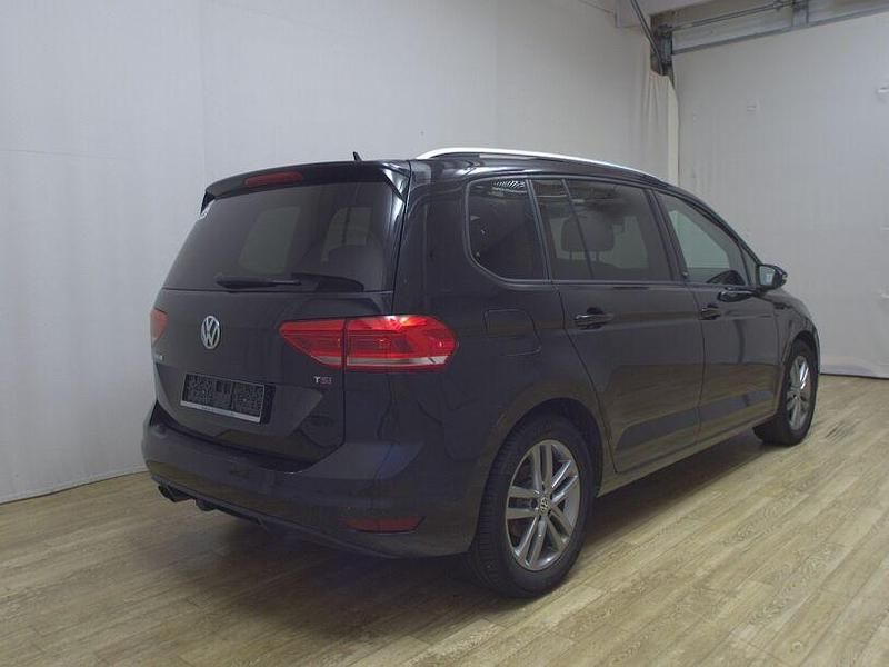 Gebraucht VW Touran Sound 150 PS (110 kW) 2017 Schwarz Van / Kleinbus