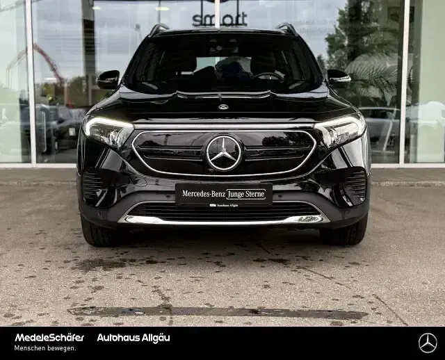 Gebraucht Mercedes EQB350 Progressive 214 kW (292 PS) 2021 Lack kosmosschwarz SUV
