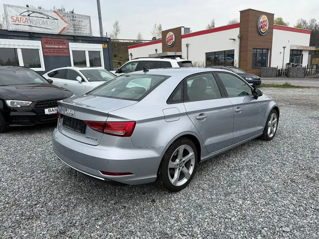 Second-hand Audi A3 Sport 150 CP (110 kW) 2019 Argintiu Berlinǎ