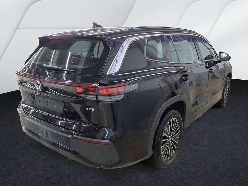 Gebraucht VW Tayron Life 150 PS (110 kW) 2025 Grenadillschwarz metallic SUV