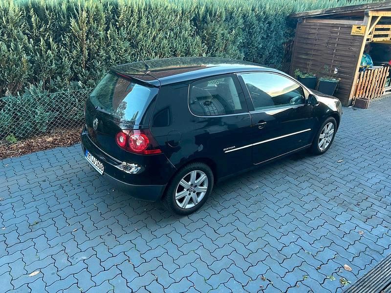 Gebraucht VW Golf V 80 PS (58 kW) 2008 Schwarz Kleinwagen