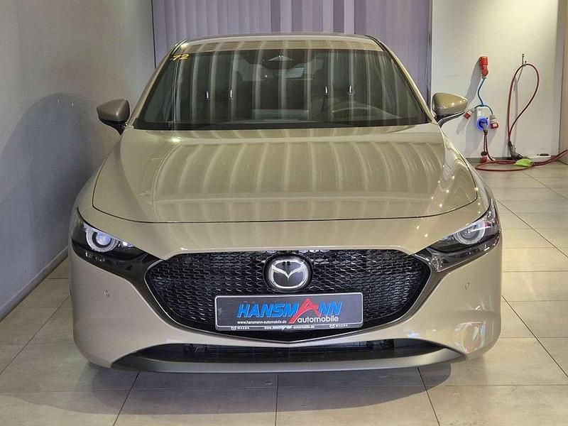 Usata Mazda 3 140 CV (102 kW) 2026 Beige Berlina