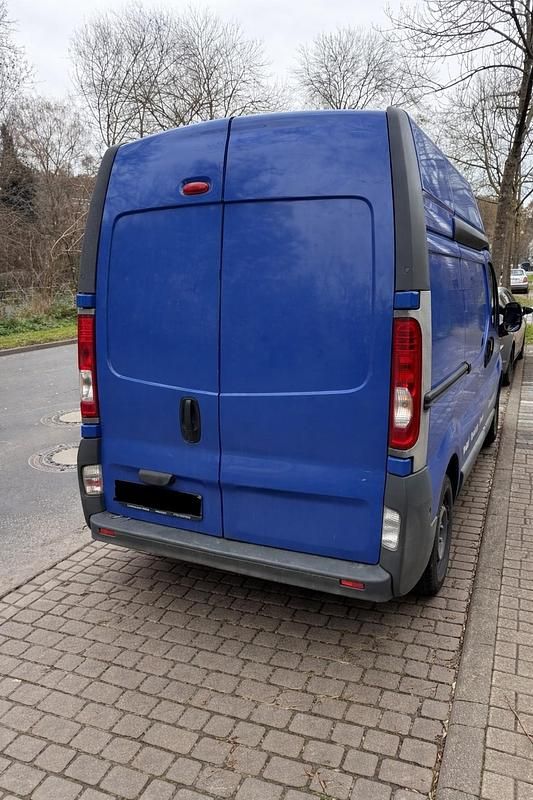 Second-hand Renault Trafic 2009 Monovolum