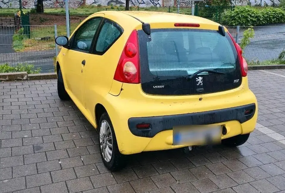 Gebraucht Peugeot 107 68 PS (50 kW) 2007 Gelb Kleinwagen