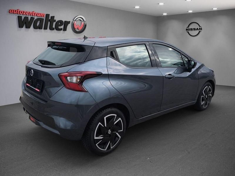 Gebraucht Nissan Micra Comfort 92 PS (67 kW) 2022 Grau Kleinwagen