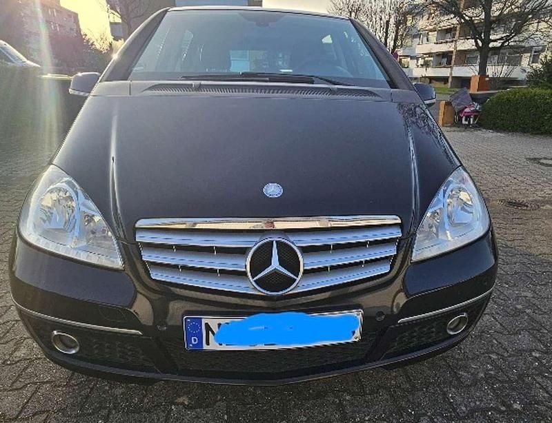 Gebraucht Mercedes A180 Avantgarde 109 PS (80 kW) 2012 Schwarz Limousine