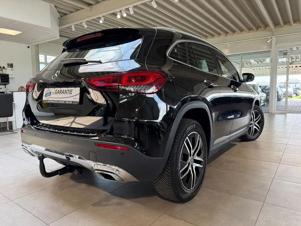 Gebraucht Mercedes GLA250 Progressive 218 PS (160 kW) 2020 Schwarz SUV