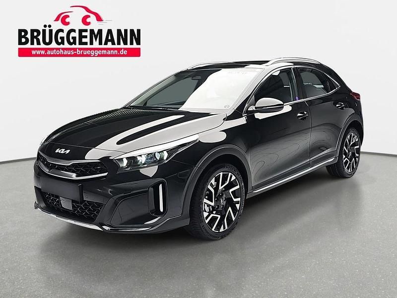 Schne Kia X Ceed Schwarz Ebenbildnull
