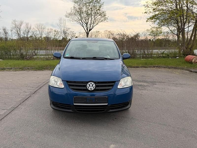 Second-hand VW Fox 54 CP (39 kW) 2007 Albastru Hatchback