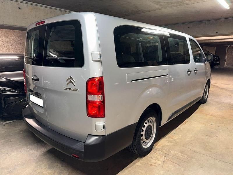 Używany Citroën Jumpy Comfort 120 KM (88 kW) 2018 Srebrny Minivan