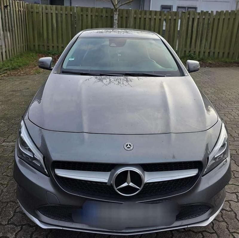 Gebraucht 2017 Mercedes CLA220 Edition Limousine | 10.000 € (Superpreis) - Bild 1/4