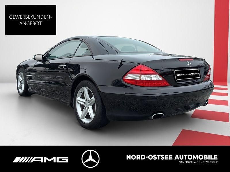 Gebraucht Mercedes SL350 272 PS (200 kW) 2007 Metalliclack obsidianschwarz Cabrio