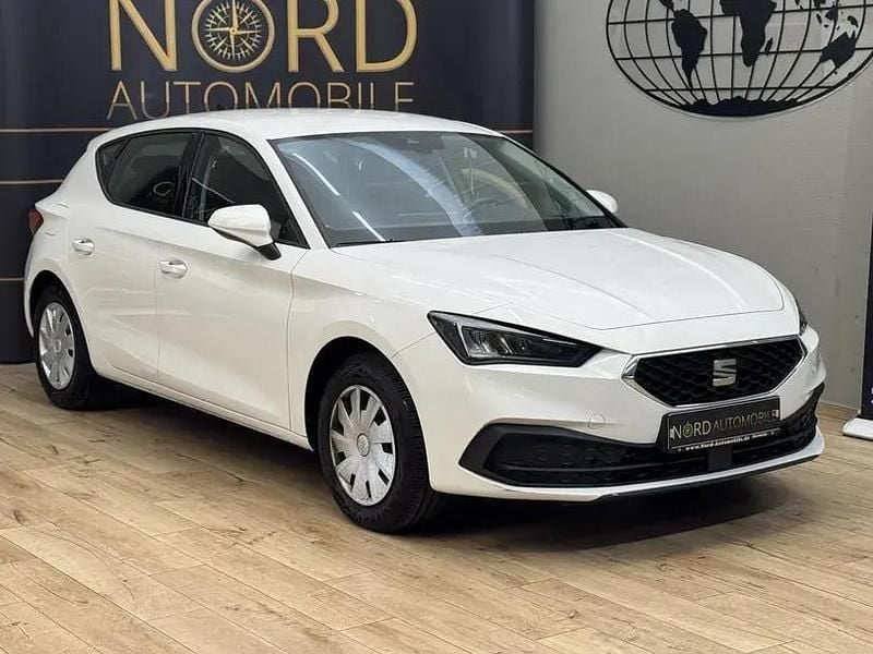 Occasion Seat Leon Reference 116 ch (85 kW) 2022 Blanc Citadine
