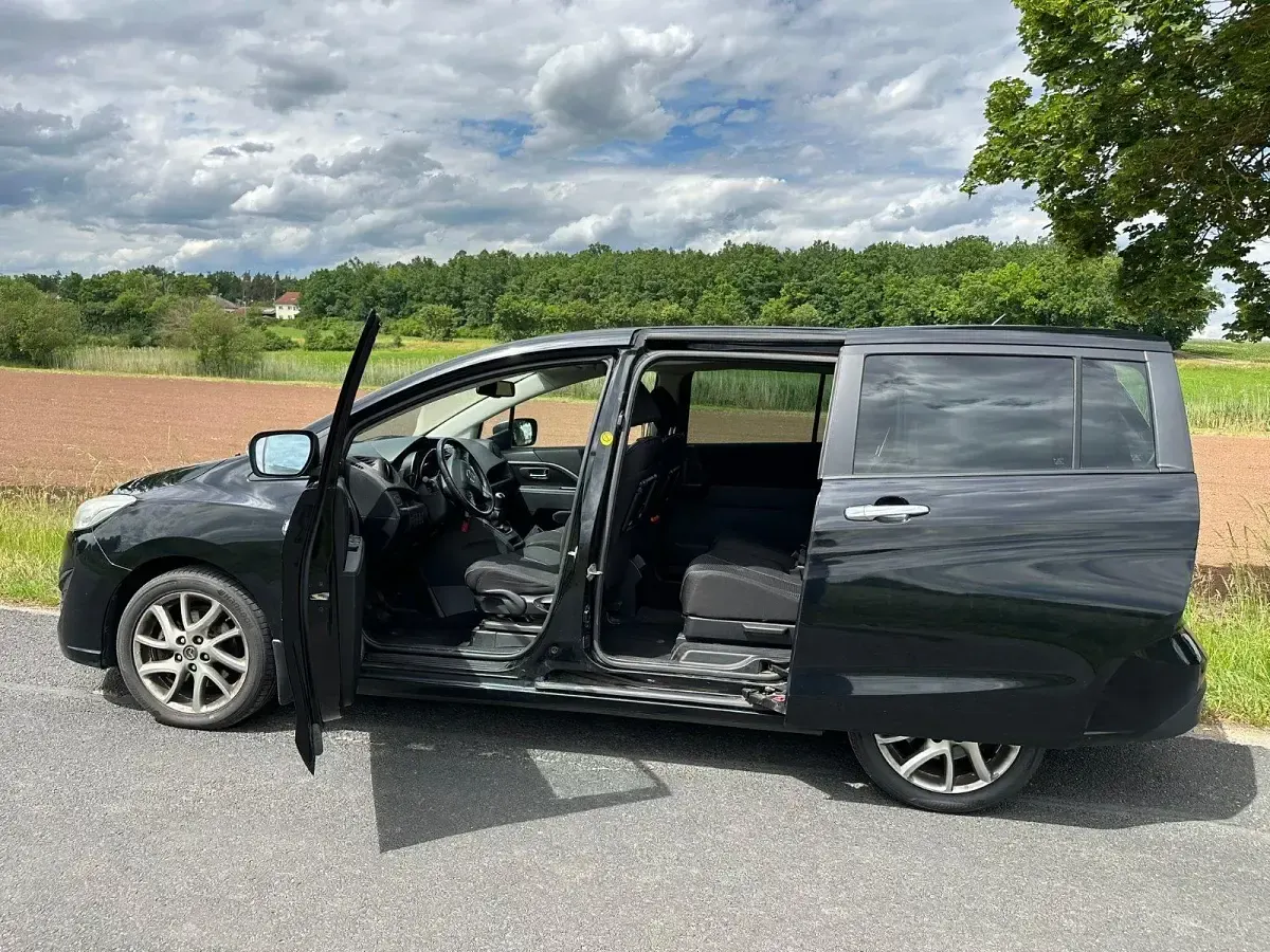 Gebraucht Mazda 5 Sendo 116 PS (85 kW) 2014 Schwarz Van / Kleinbus