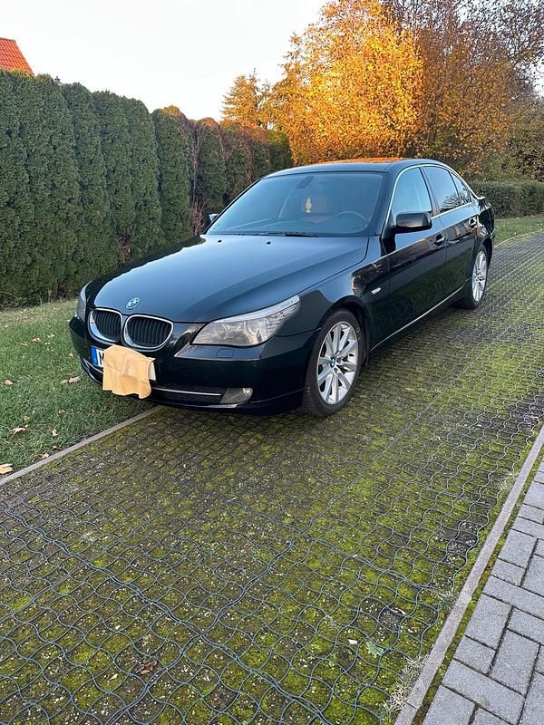 Schwarz Gebraucht 2008 BMW 520 Limousine | 5.500 € (Fairer Preis) - Bild 1/4