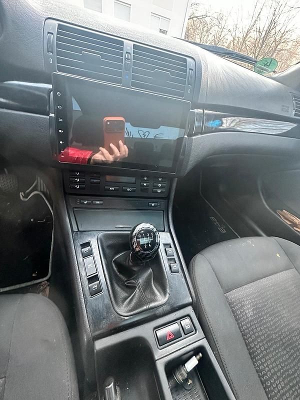 Gebraucht BMW 318 143 PS (105 kW) 2004 Schwarz Limousine