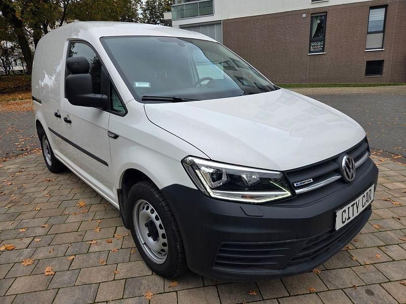 Weiß Gebraucht 2018 VW Caddy Van / Kleinbus | 11.500 € (Superpreis) - Bild 1/4