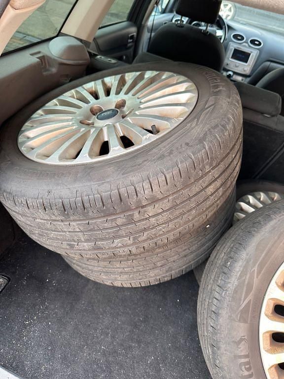 Second-hand Ford Focus 90 CP (66 kW) 2009 Alb Berlinǎ