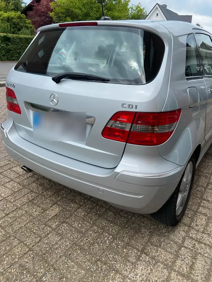 Gebraucht Mercedes B180 108 PS (79 kW) 2005 Silber Van / Kleinbus