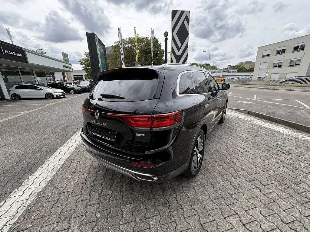 Używany Renault Koleos Initiale Paris 184 KM (135 kW) 2021 Czarny SUV