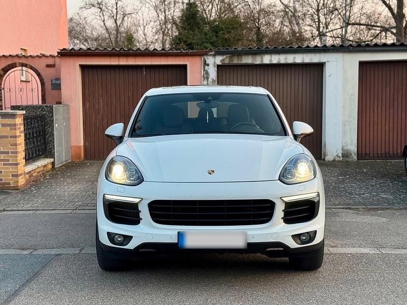Gebraucht Porsche Cayenne 262 PS (192 kW) 2015 Weiß SUV