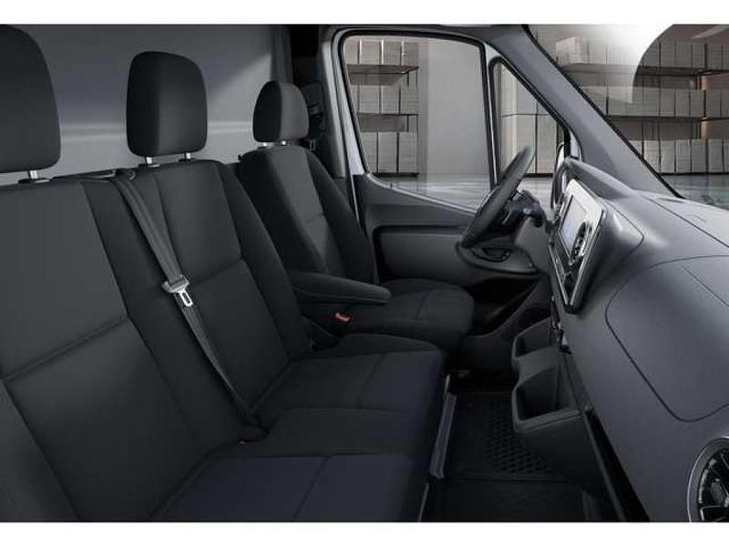 Gebraucht Mercedes 320 150 kW (204 PS) 2024 Arktikweiß Van