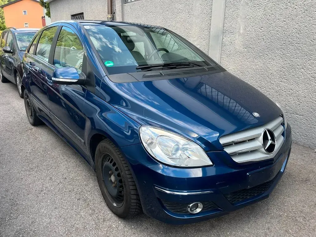 Gebraucht Mercedes B200 136 PS (100 kW) 2010 Van / Kleinbus