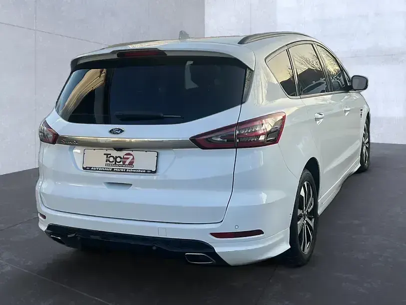 Używany Ford S-MAX ST-Line 241 KM (177 kW) 2019 Biały Minivan