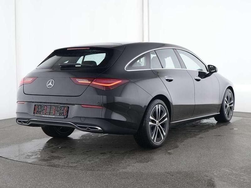 Gebraucht Mercedes CLA180 Advanced Plus 136 PS (100 kW) 2024 lack kosmosschwarz Limousine