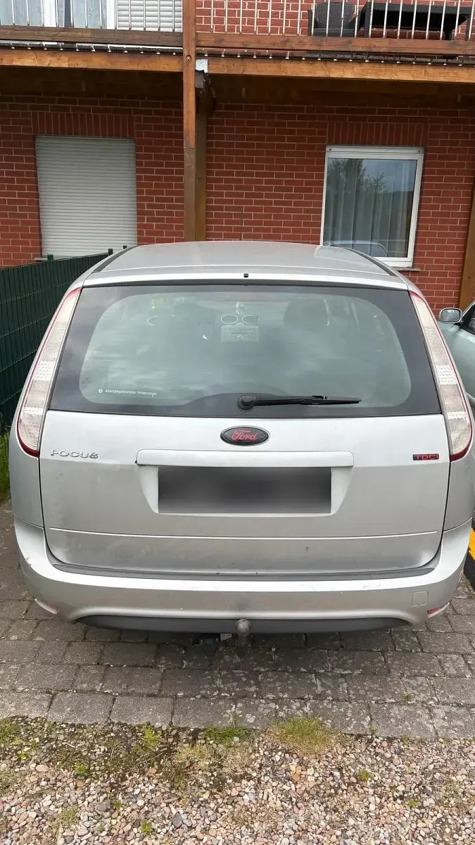 Gebraucht Ford Focus 109 PS (80 kW) 2008 Silber Kombi