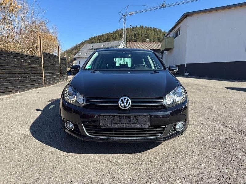 Schwarz Gebraucht 2012 VW Golf VII Highline Limousine | 8.990 € (Guter Preis) - Bild 1/4