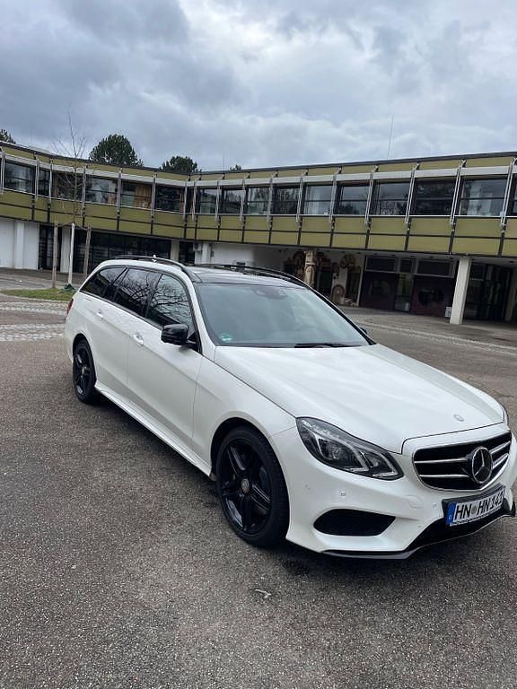 Gebraucht Mercedes E350 AMG line 258 PS (189 kW) 2016 Weiß Kombi