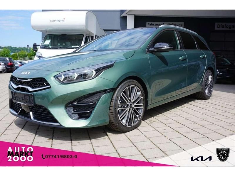Gruen Neu 2025 Kia Ceed Sportswagon GT-Line Kombi | 32.650 € - Bild 1/4