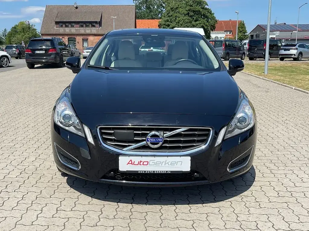 Gebraucht Volvo S60 Summum 215 PS (158 kW) 2012 Schwarz Limousine