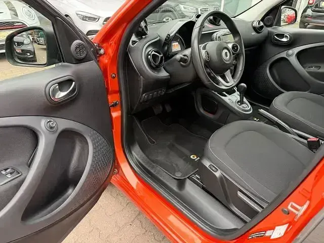 Brugt Smart ForFour Passion 90 HK (66 kW) 2017 Orange Hatchback