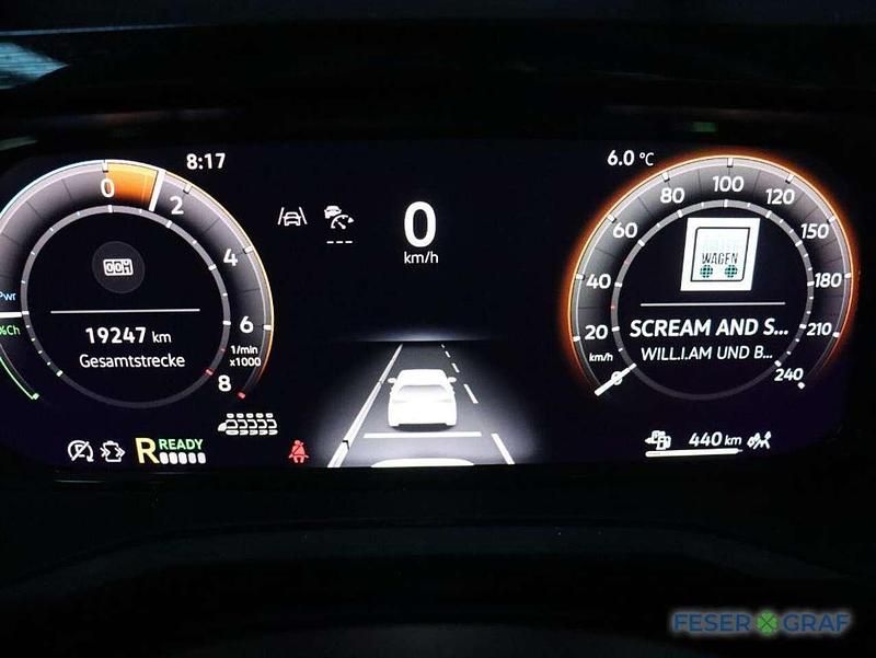 Gebraucht VW Multivan Style 245 PS (180 kW) 2025 4 armlehnen beidseitig an z... Van