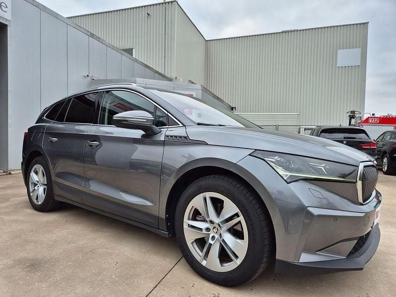 Grau Gebraucht 2022 Skoda Enyaq iV SUV | 18.950 € (Fairer Preis) - Bild 1/4