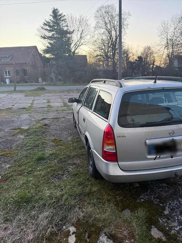 Gebraucht Opel Astra 101 PS (74 kW) 2001 Silber Kombi