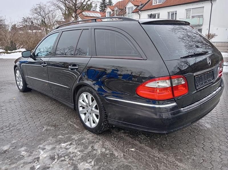 Gebraucht Mercedes E280 231 PS (169 kW) 2006 Schwarz Kombi