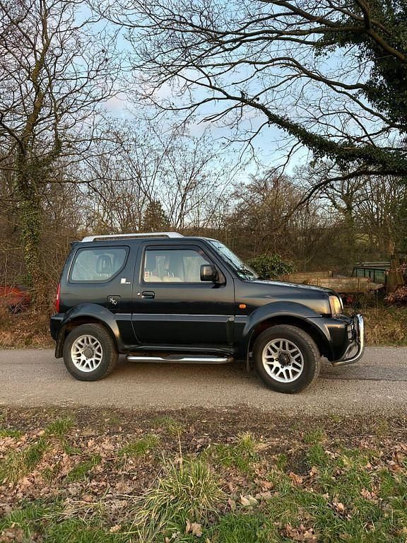 Gebraucht Suzuki Jimny 86 PS (63 kW) 2008 Schwarz SUV