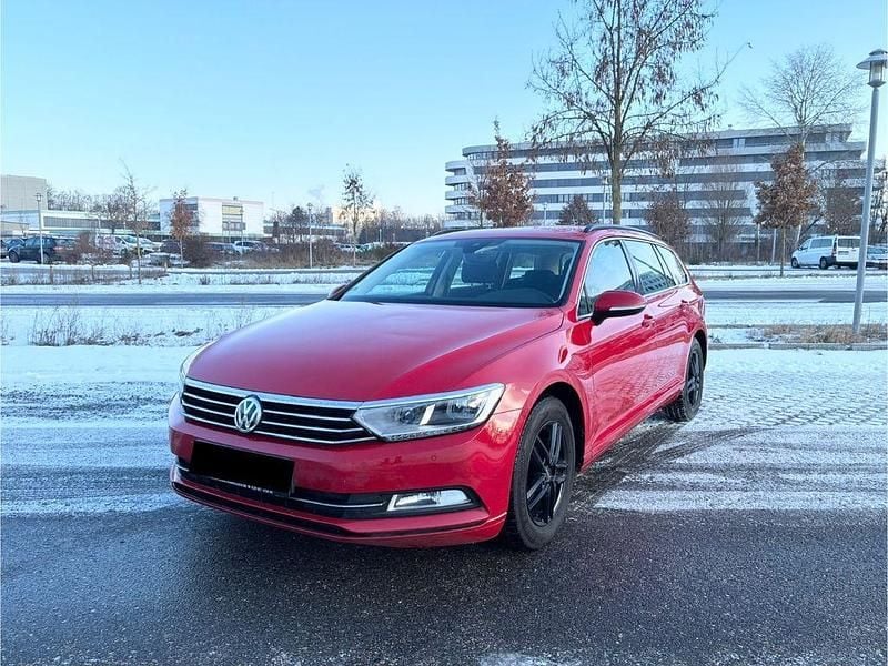 Gebraucht VW Passat 150 PS (110 kW) 2019 Rot Kombi