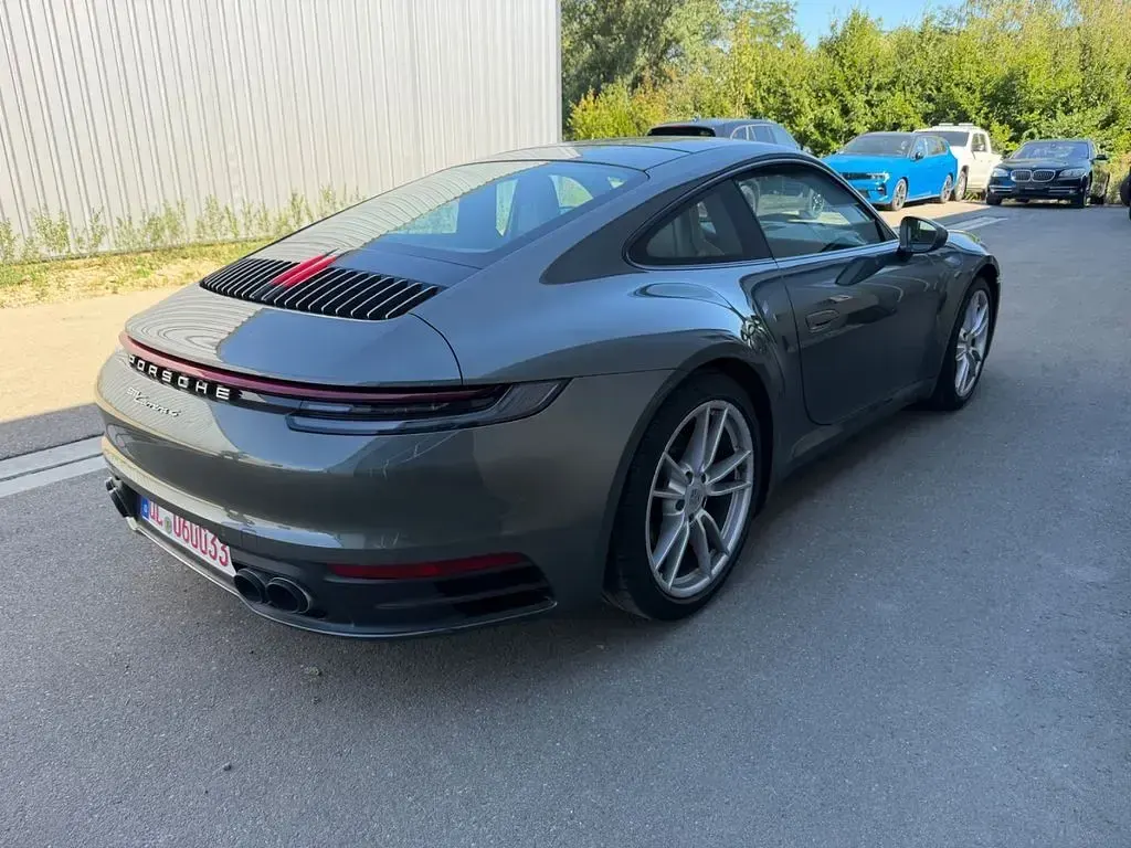 Gebraucht Porsche 911 Carrera 385 PS (283 kW) 2020 Grün Coupé