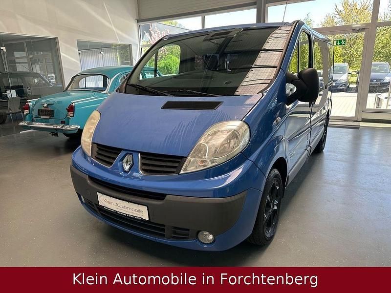 Gebraucht Renault Trafic Expression 114 PS (83 kW) 2012 Blau Van / Kleinbus